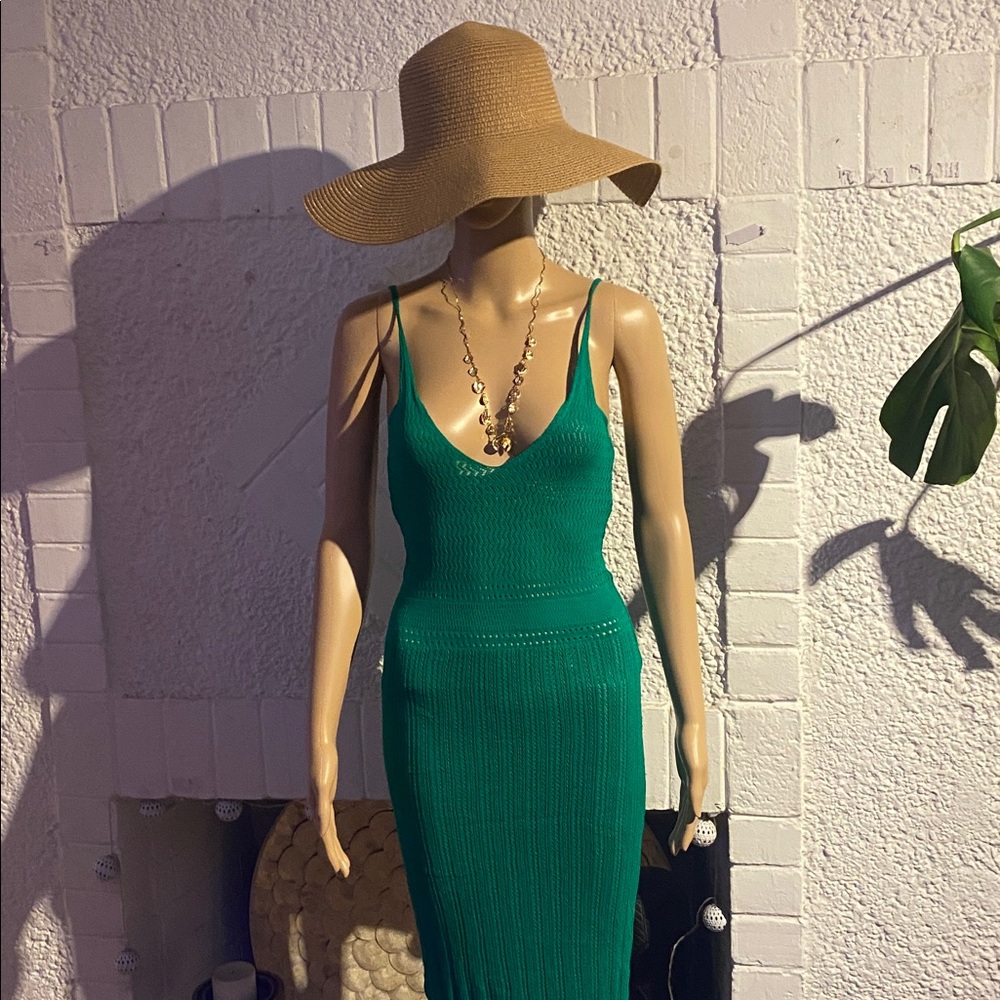 Zara - Elegant Green Knit  Maxi Dress